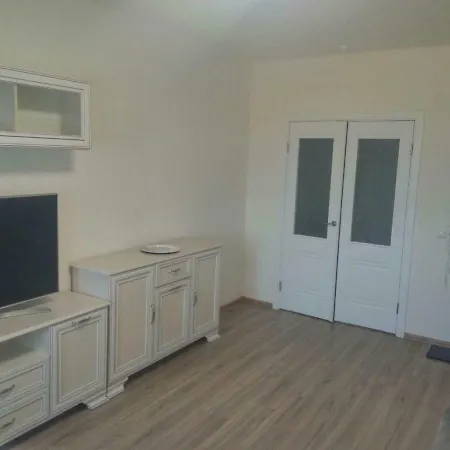 Apartment 2Х Комнатная Квартира В Новом Жк Лiпень
